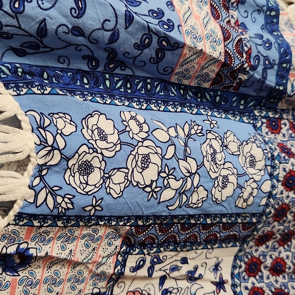 Fun Boho Fringe Top😍😍 - Picture 7 of 9